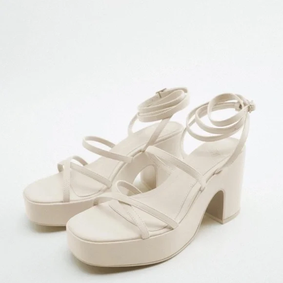 SHOES - Picture 4 of 11